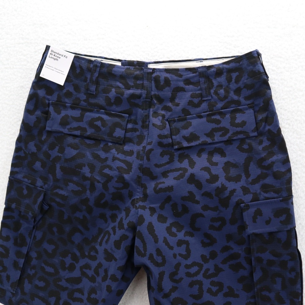 Nike Shorts Mens 32 Blue Black SB Kearny Cargo Leopard Print AOP Ripstop Skater - Picture 4 of 16